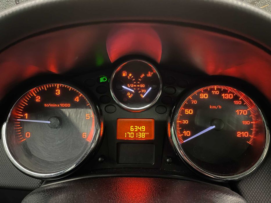 Peugeot 207 1.6HDi 90KM 2006 rok