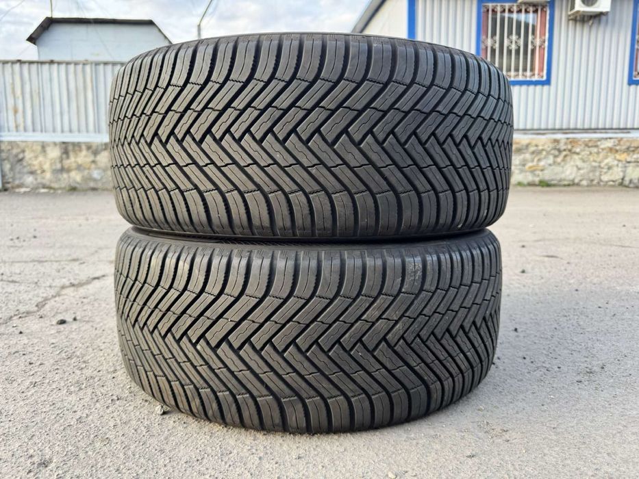 Майже нові всеснзонні шини Nexen 225/50 R17