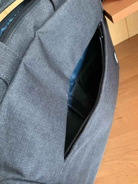 Сумка фірмена”Lenovo”для ноубука на 15.6*розм.40*30*6 см.