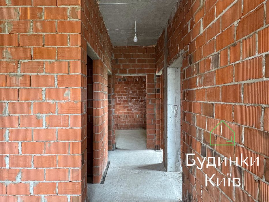 Іванковичі Чабани продаж будинку з травертину під чистове оздоблення