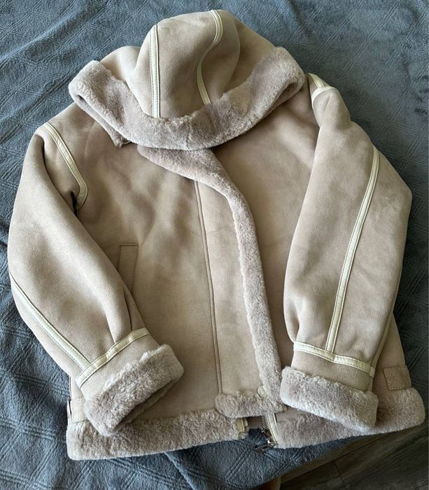 Продам жіночу дублянку з капюшоном (натуральна шкіра і хутро)