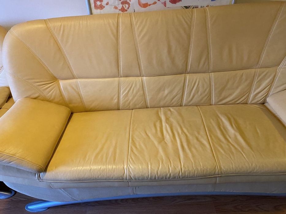 Zestaw wypoczynkowy- bardzo wygodny z rozkladaną sofą!