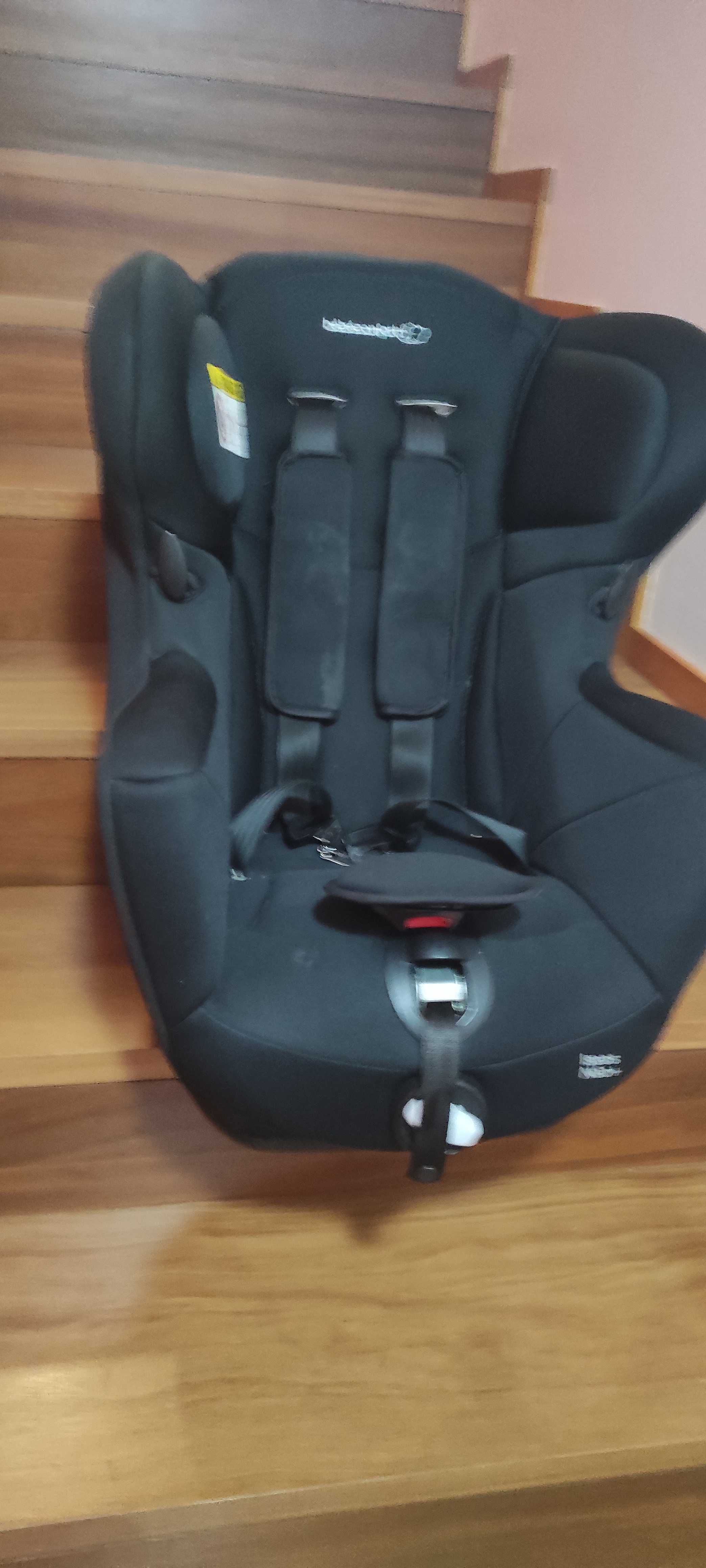 Cadeira Auto Bébé Confort Iseos neo +