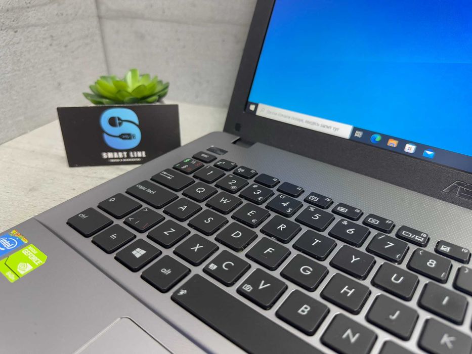 Nvidia/Мультимедійний ноутбук Asus F550L/i5-4200U/GeForce/240 ssd