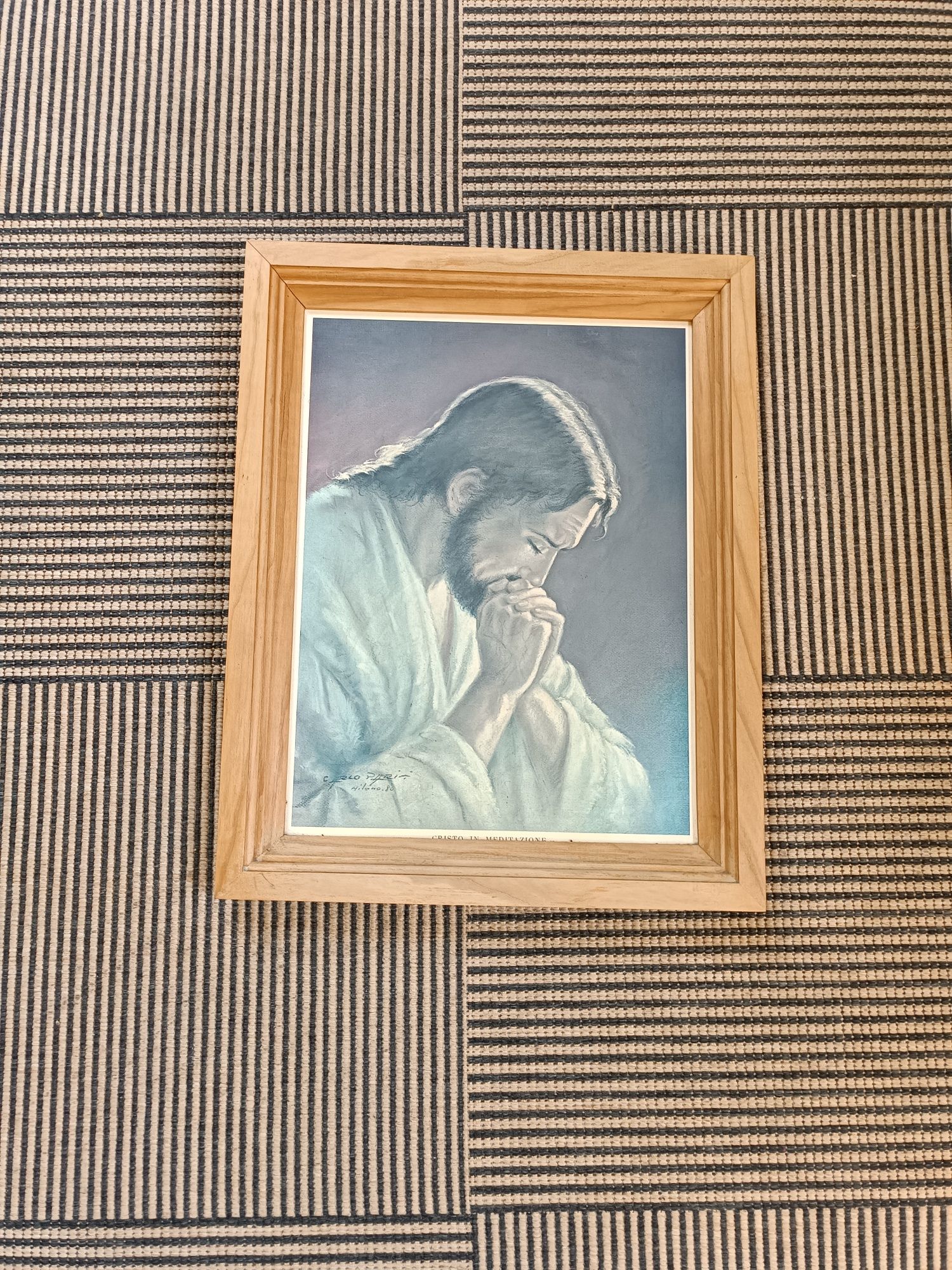 Obraz Jezusa Chrystusa w drewnianej ramie