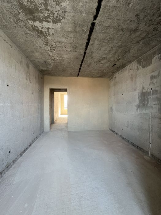 Продається простора 2 кім. 78,6м2. Кухня-вітальня 24 м2