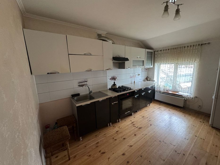 Здам будинок в оренду у центрі міста