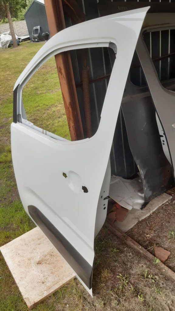 Sprzedam drzwi do Partner/Berlingo/Toyota ProAce