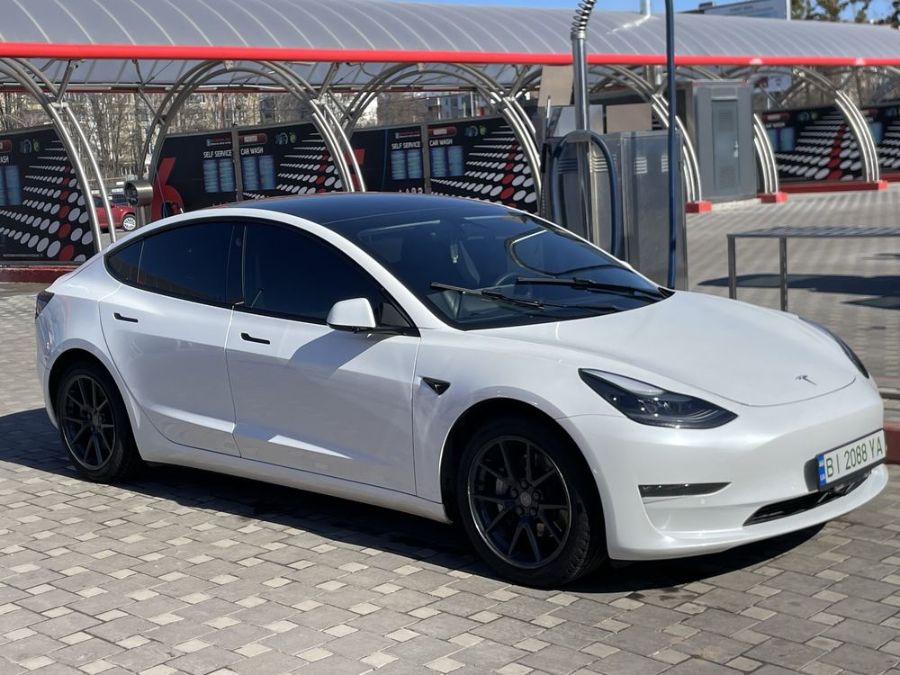 Tesla Model 3 Long Range (Dual Motor) 2021 рік