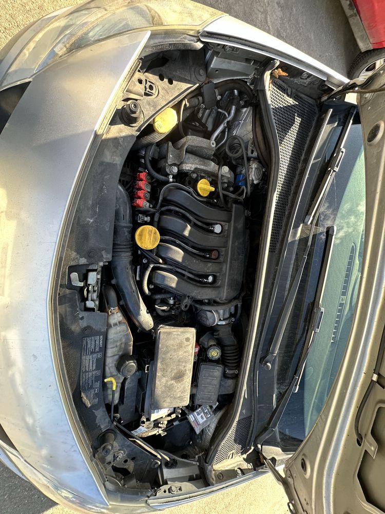 Renault Clio 3 1.6 benzyna wszystkie części TED69 Clio III na części
