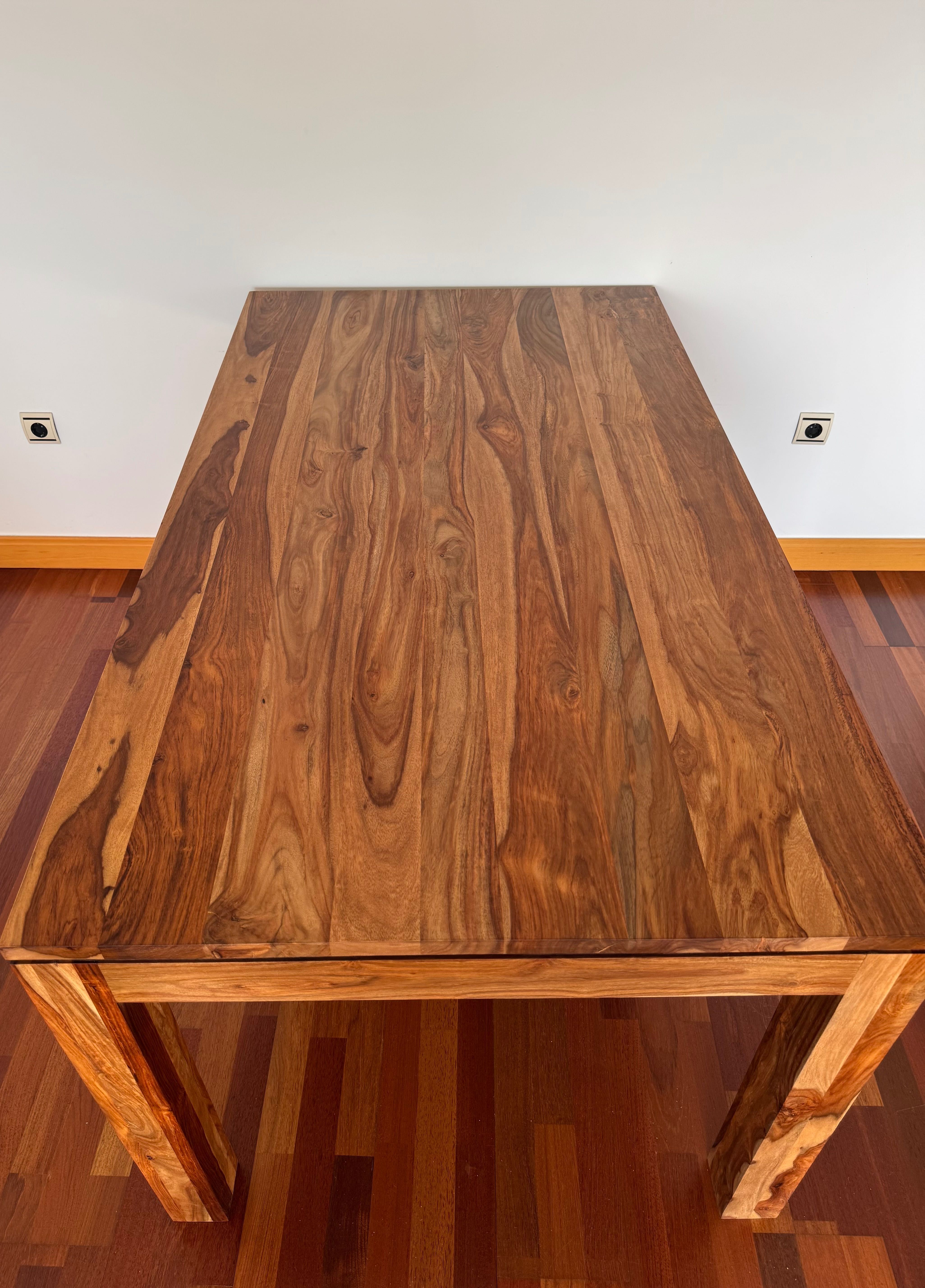 Mesa de jantar 160x90cm