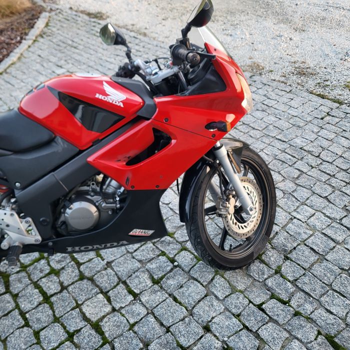 Honda CBR 125R JC34 ścigacz