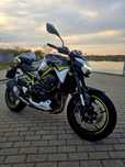 Kawasaki z 900 20r Abs  Ktrc lift 125km pierwszy właściciel w kraju.