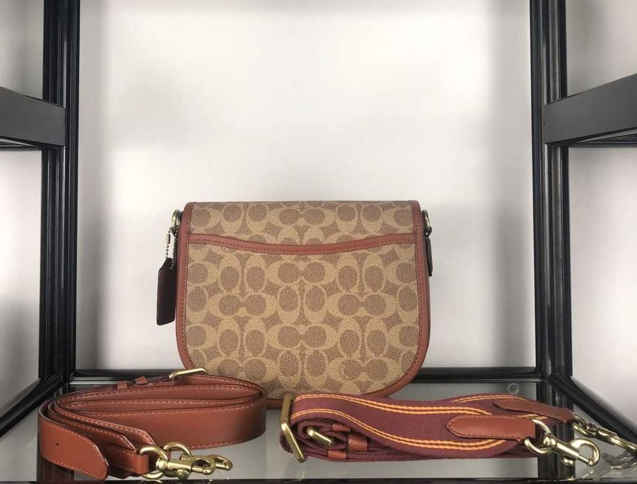 Шкіряна сумка Coach saddle