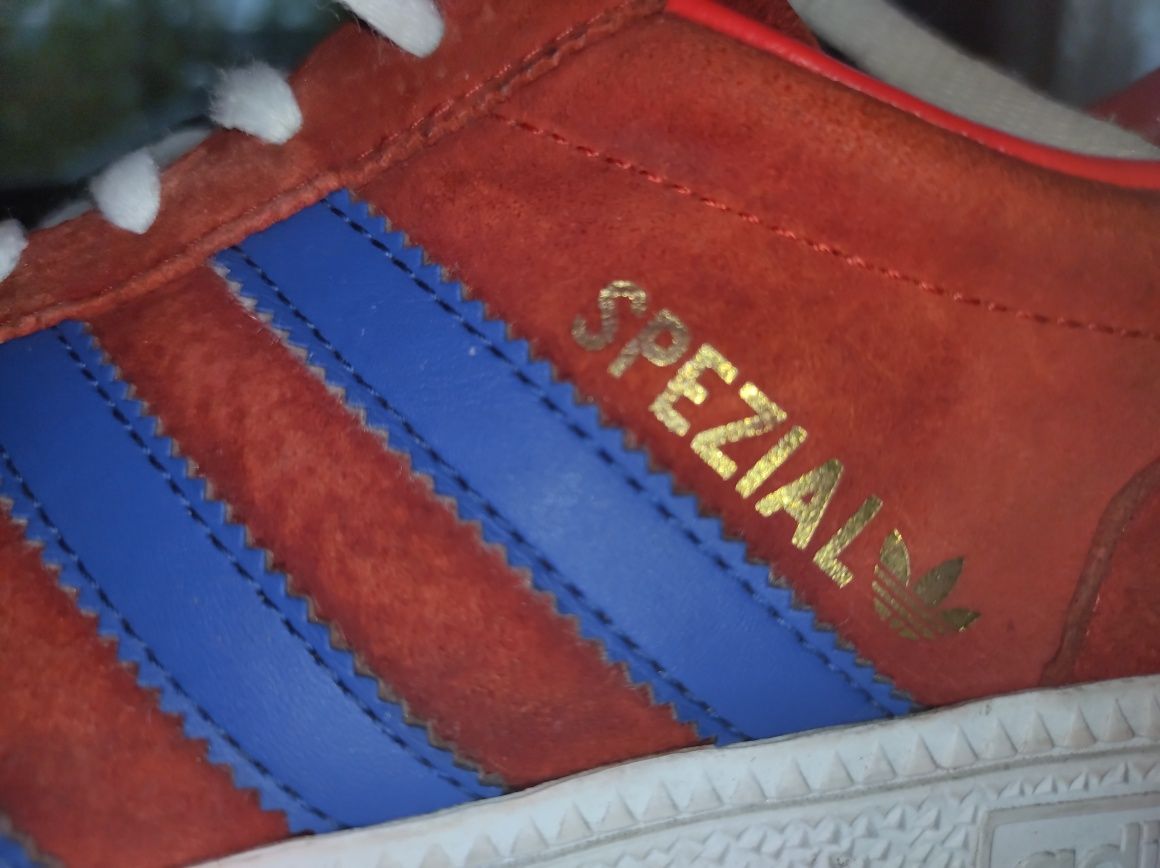 Продам кросовки adidas spezial red/blue