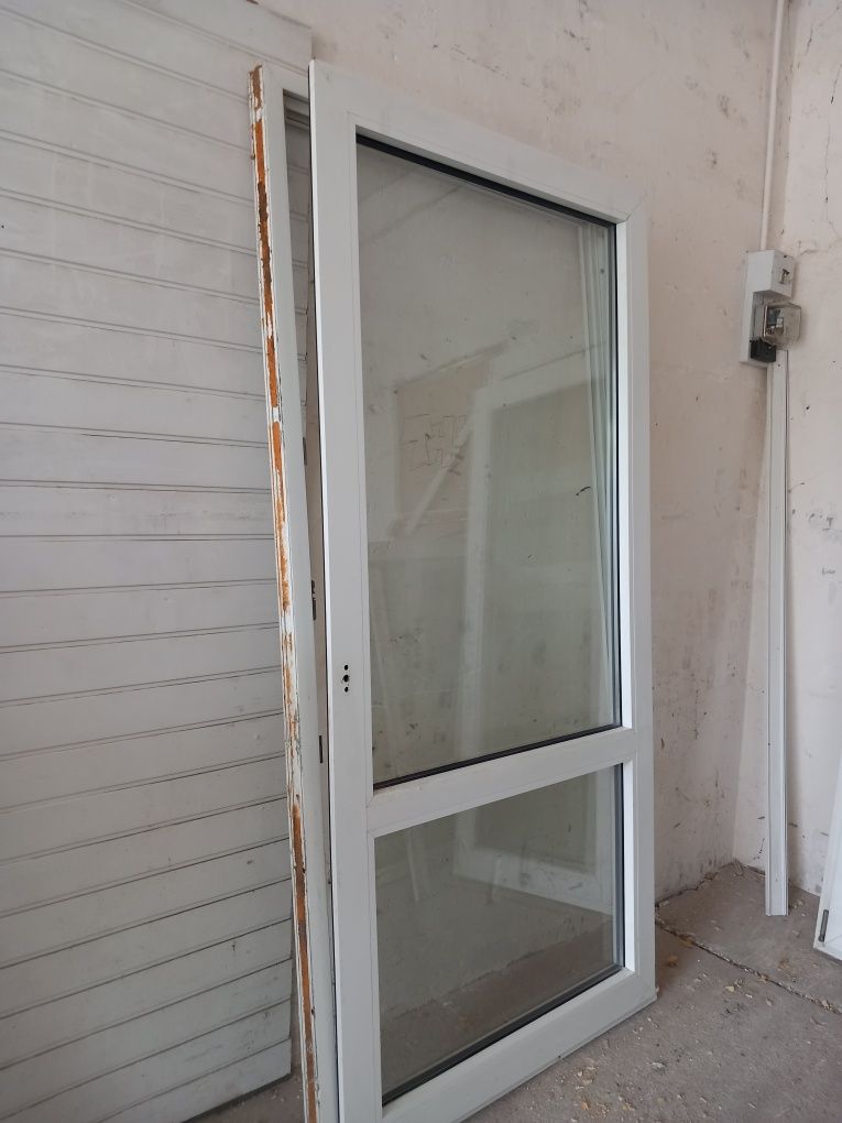 Okno Pcv -sz113x225w- balkon r.u. , Duży Skład Okien