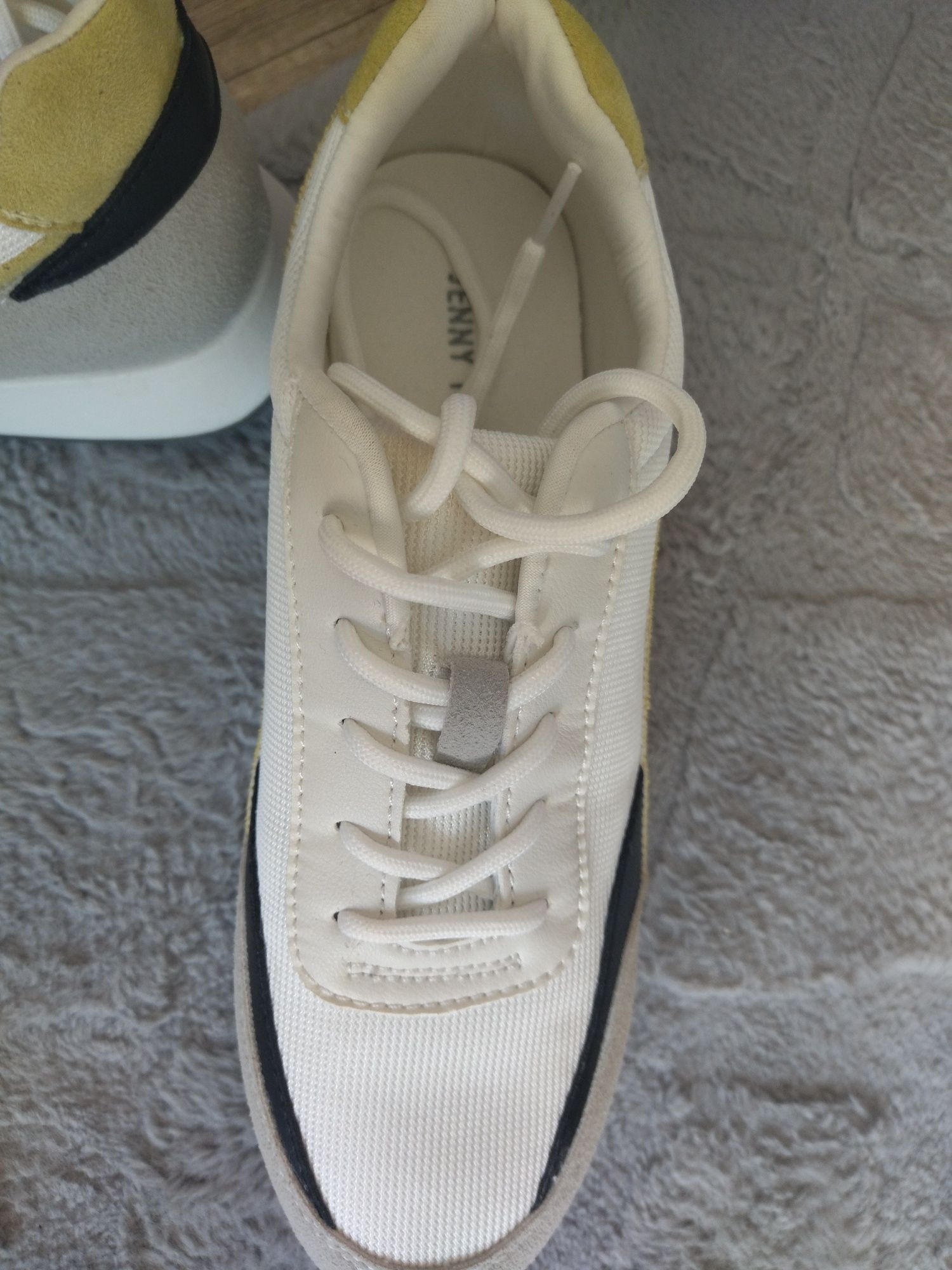 Nowe buty snakersy adidasy ccc