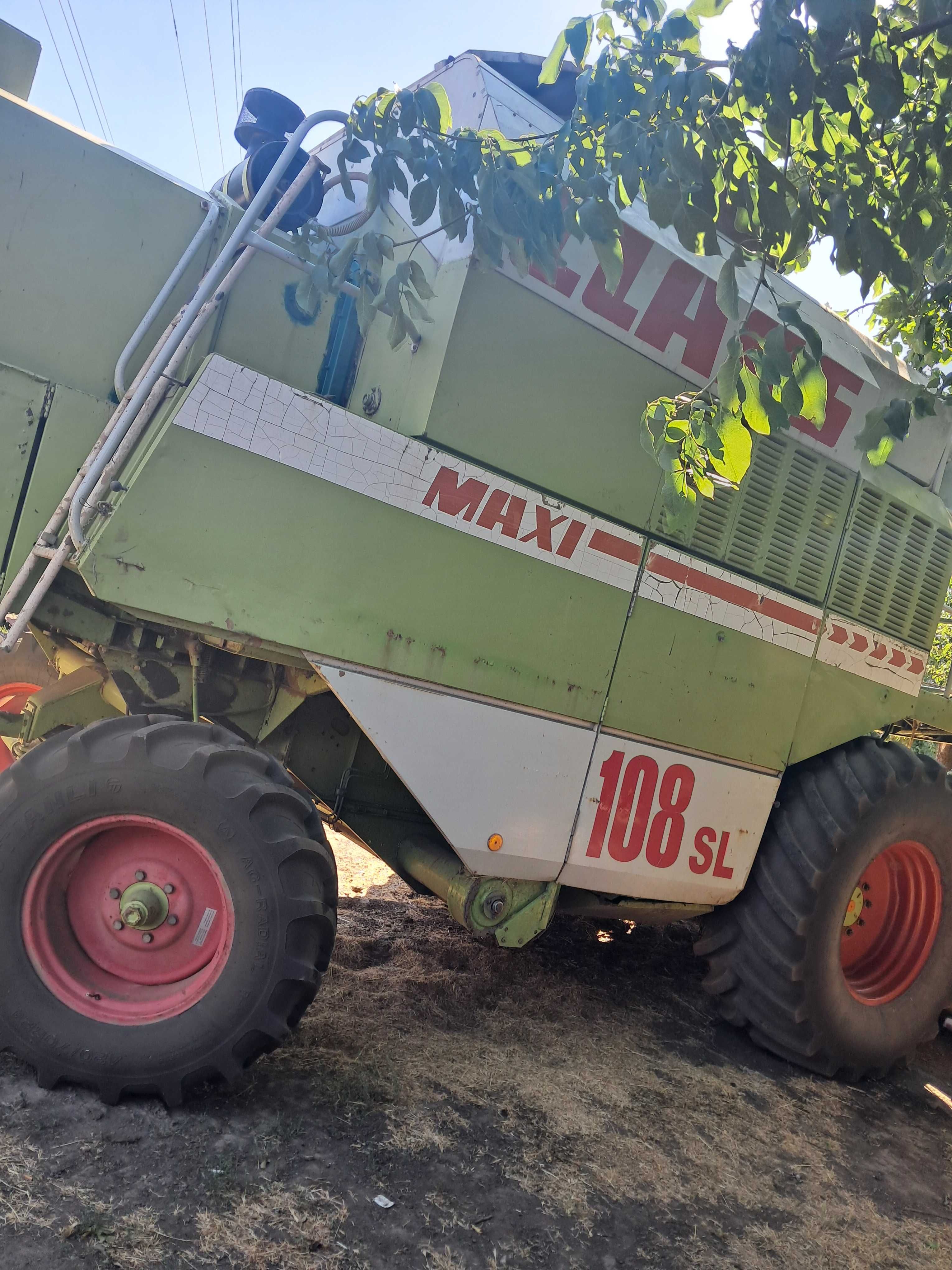 Claas Dominator 108