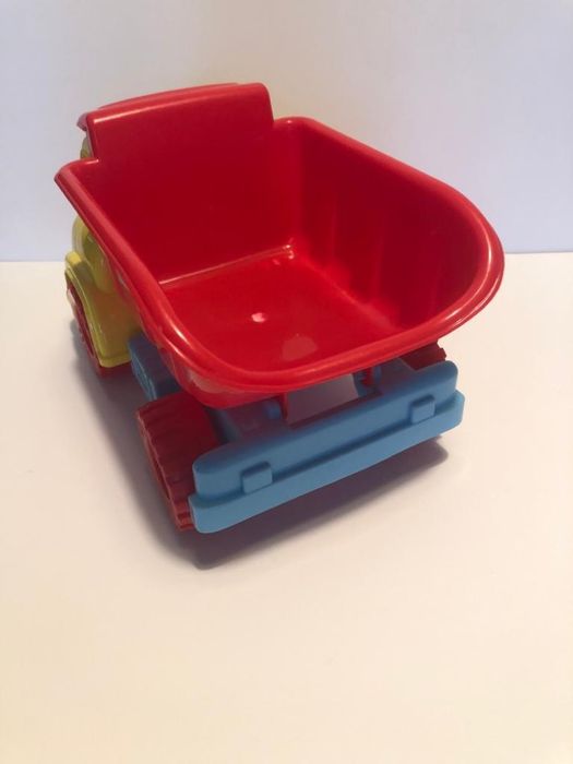 Pequeno camião Novo