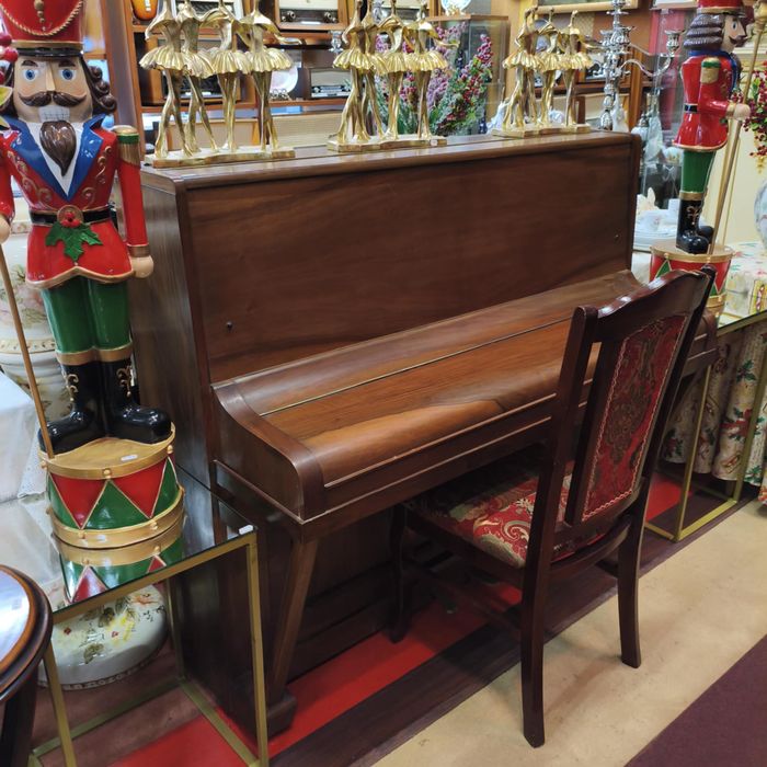 Piano Vertical Castanho