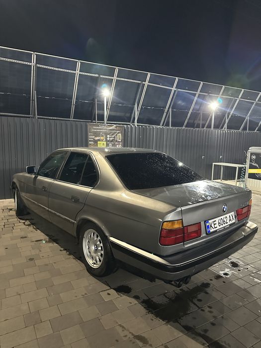 Продам бмв bmw e34