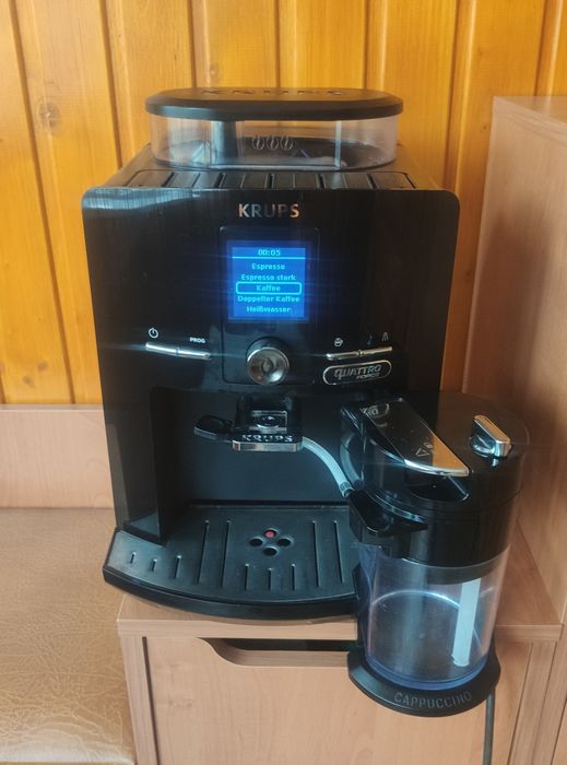 Кавомашина/кавоварка/кофемашина Krups EA 82 з Німеччини ідеал