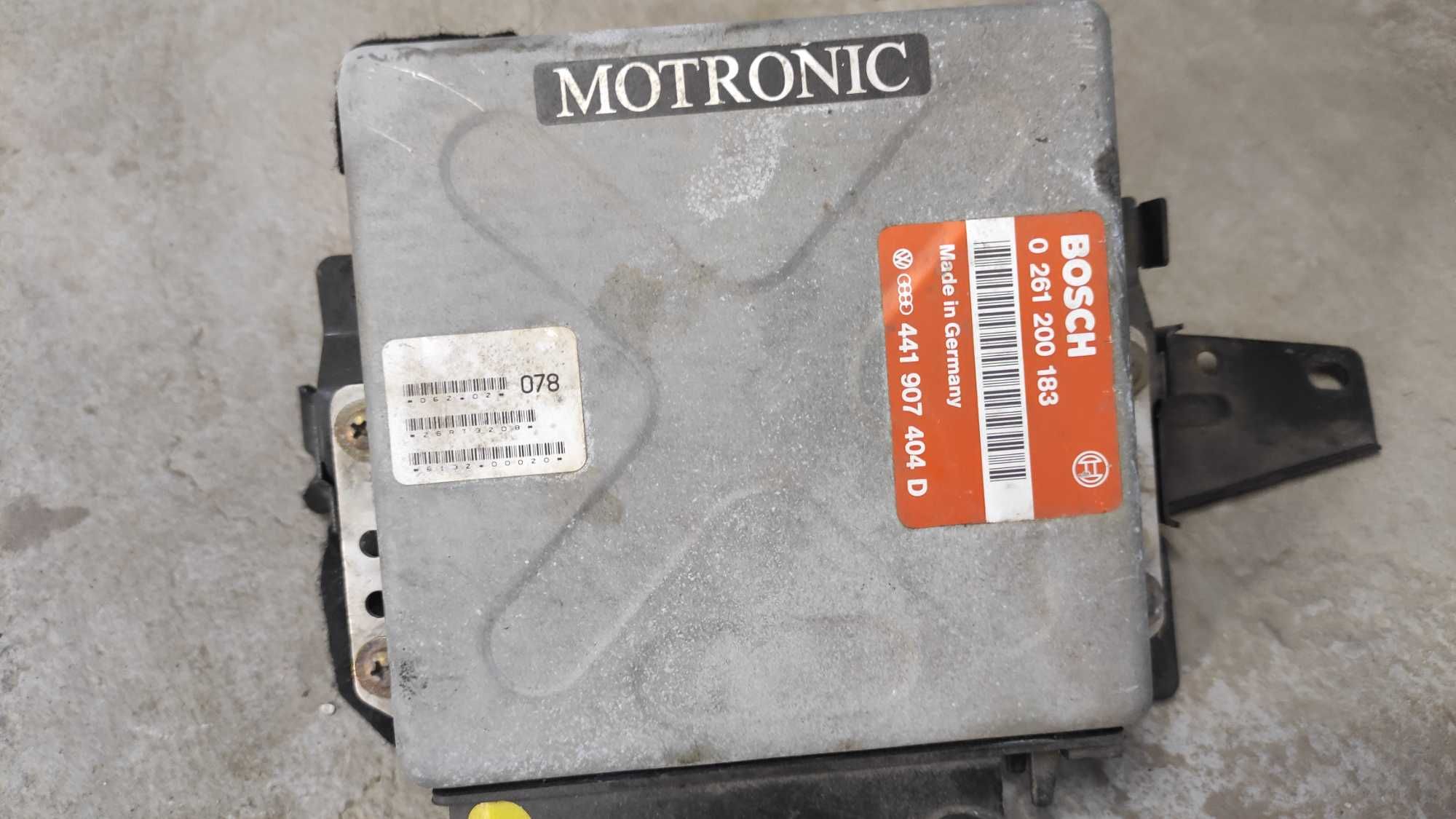 komputer silnika audi v8 d11 3,6