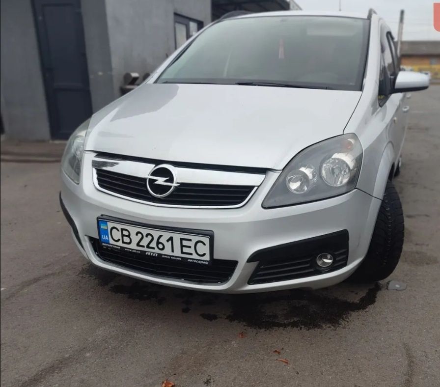 Opel Zafira B 2,2бензин