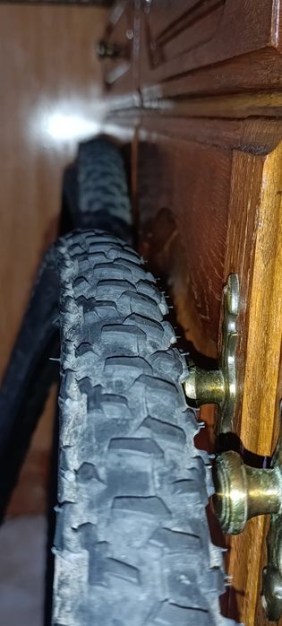 2 pneus Hutchinson Cameleon 27,5X2.00