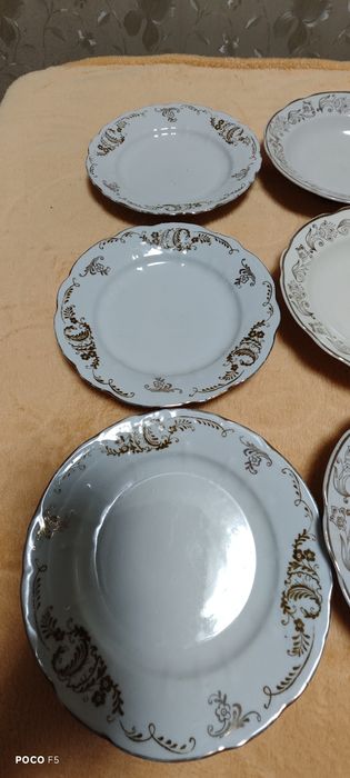 Тарелки столовые продам