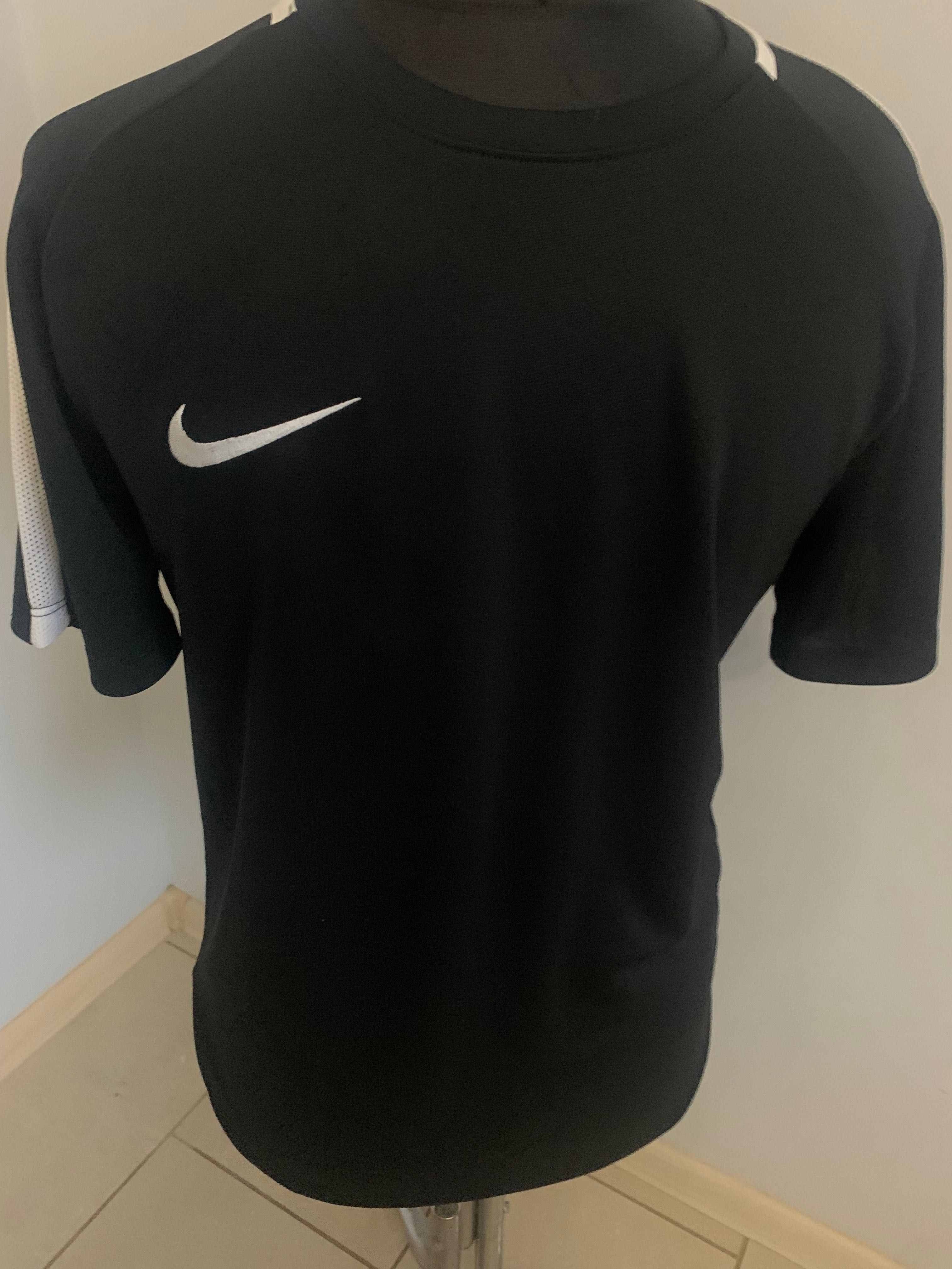 Nike Dri-Fit sportowa, czarna koszulka, T- Shirt r. M rower, bieganie