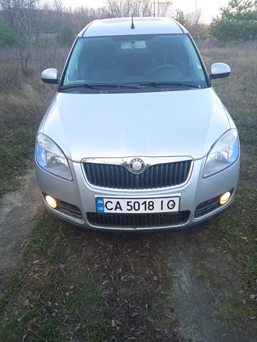 Шкода румстр продам