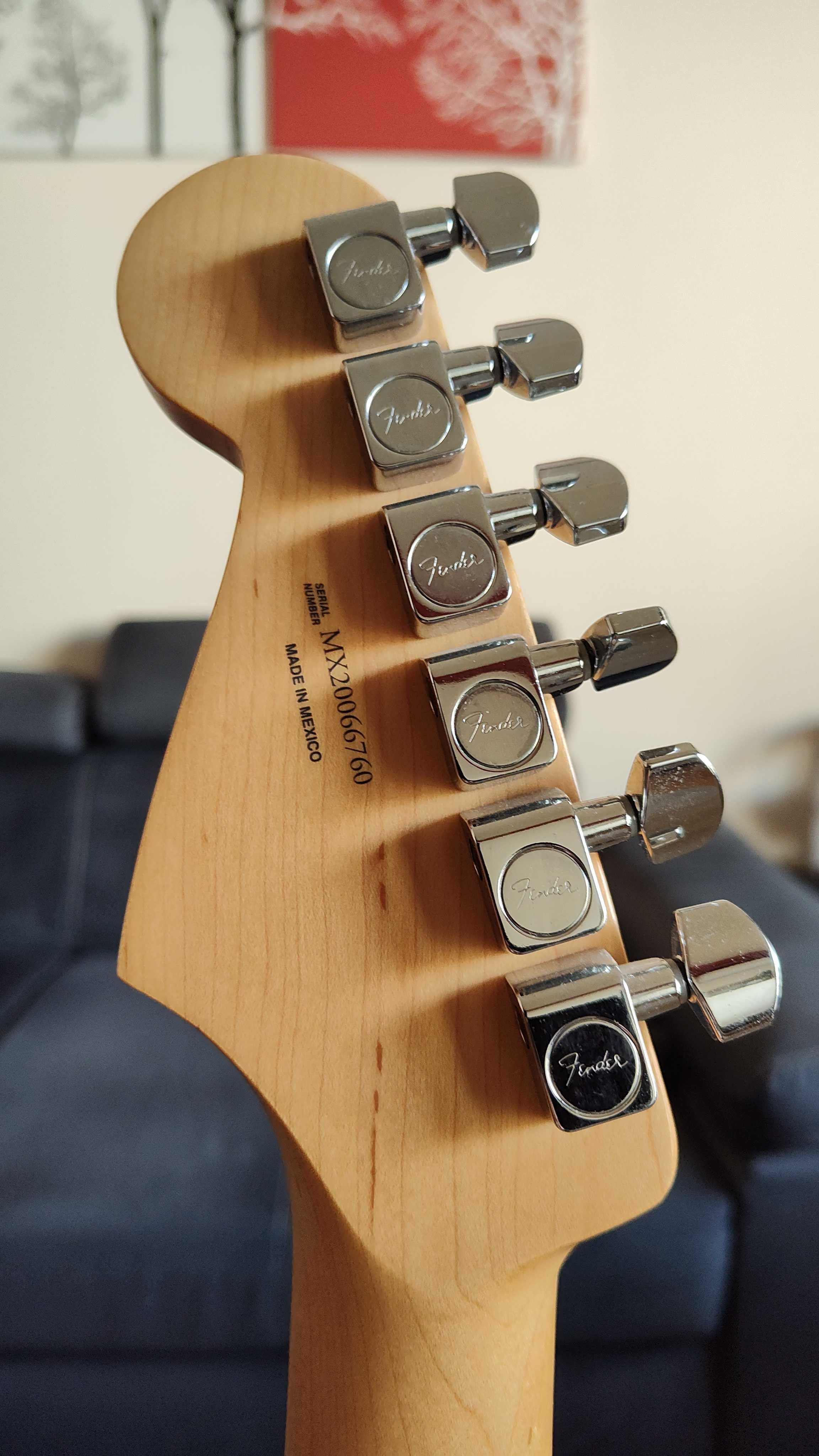 Fender Player Stratocaster (pickupy Fender Ultra Vintage)
