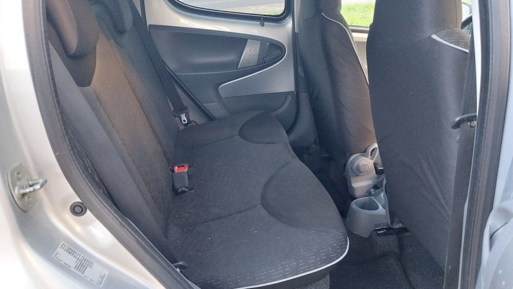 Peugeot 107 Black & Silver Edition 1.0i 5p 2012