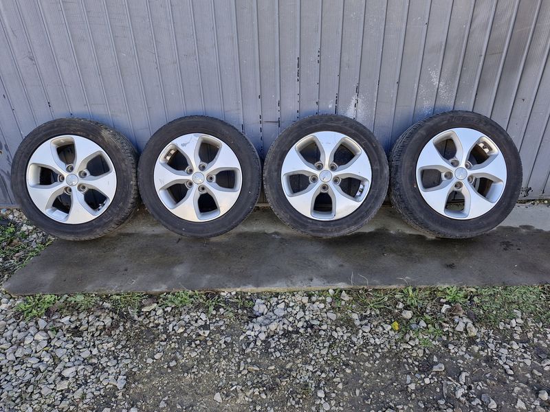 KIA CARENS 4 IV FELGI ALUMINIOWE ALUFELGI 16 CALI 5x114.3 6.5J ET48.5