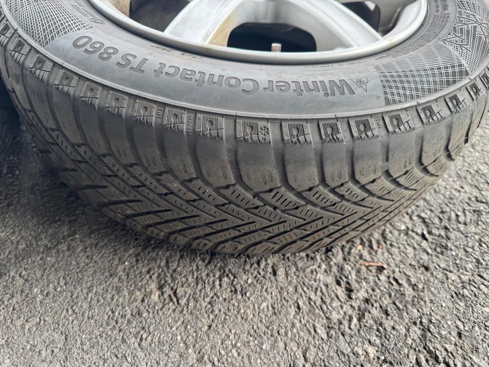 Vendo jantes 15 para vw ou seat c/pneus
