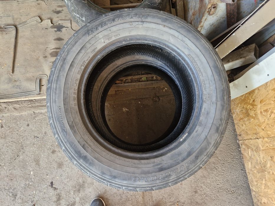 2 покрышки 235 65 r17 sumitomo