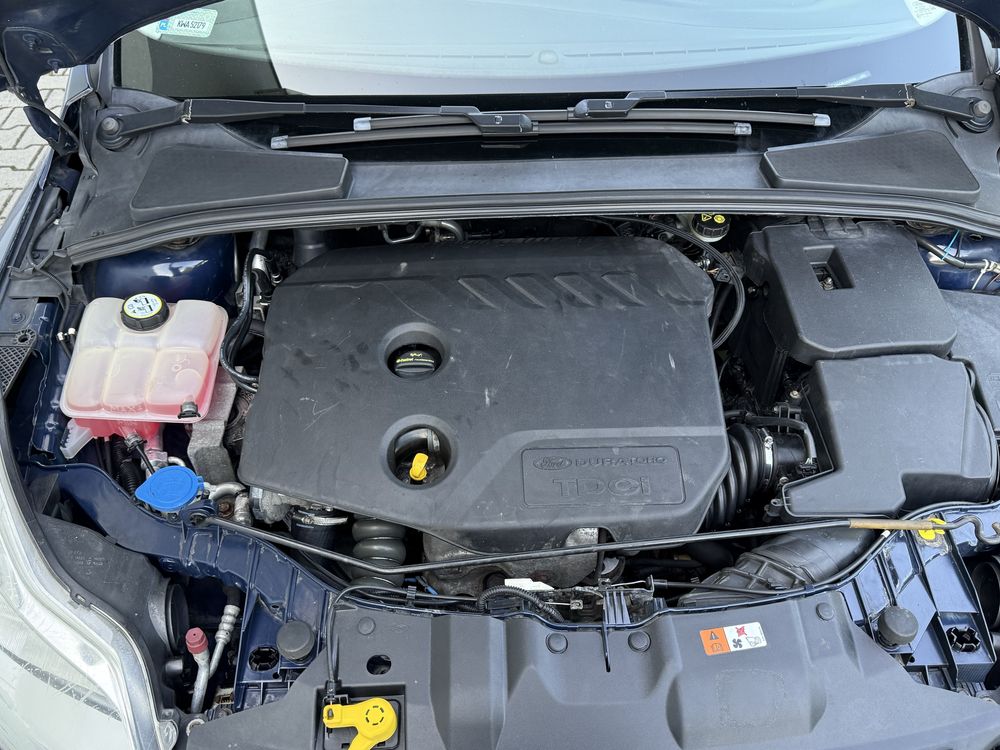 Ford focus kombi 1.6 Tdci 2012 Rok