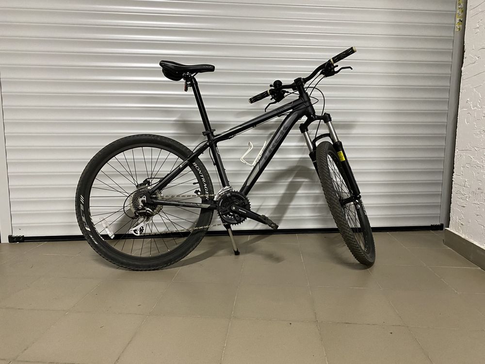 Велосипед Trek 3900 Disc three series, рама 16