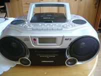 Radiomagnetofon ,CD z czytnikiem karty SD, i port USB
