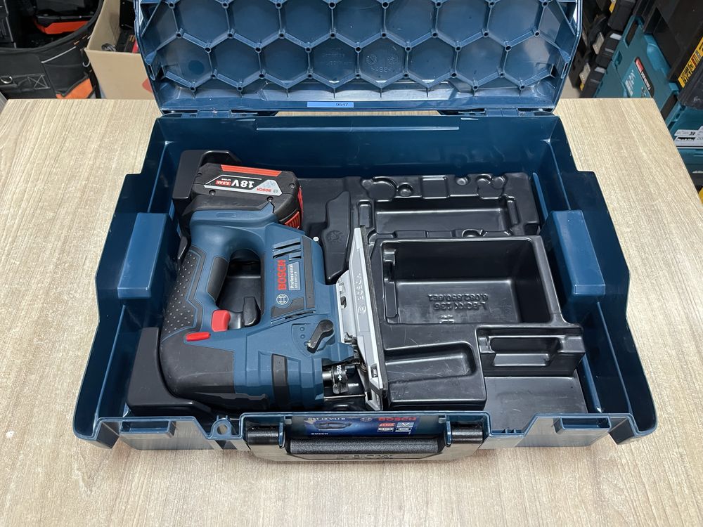 Bosch GST 18V-Li B L-Boxx / акумуляторний лобзик Бош