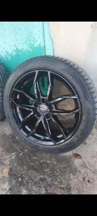 Продам диски Rial 18r с резиной и датчиками давления шин