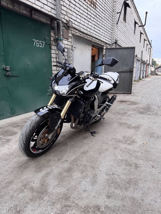 Продам kawasaki ZR 1000