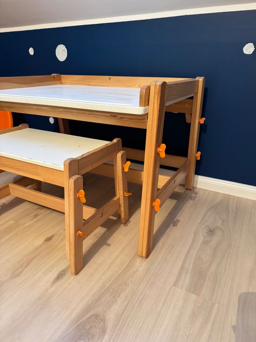 Biurko Ikea flisat i krzesełko