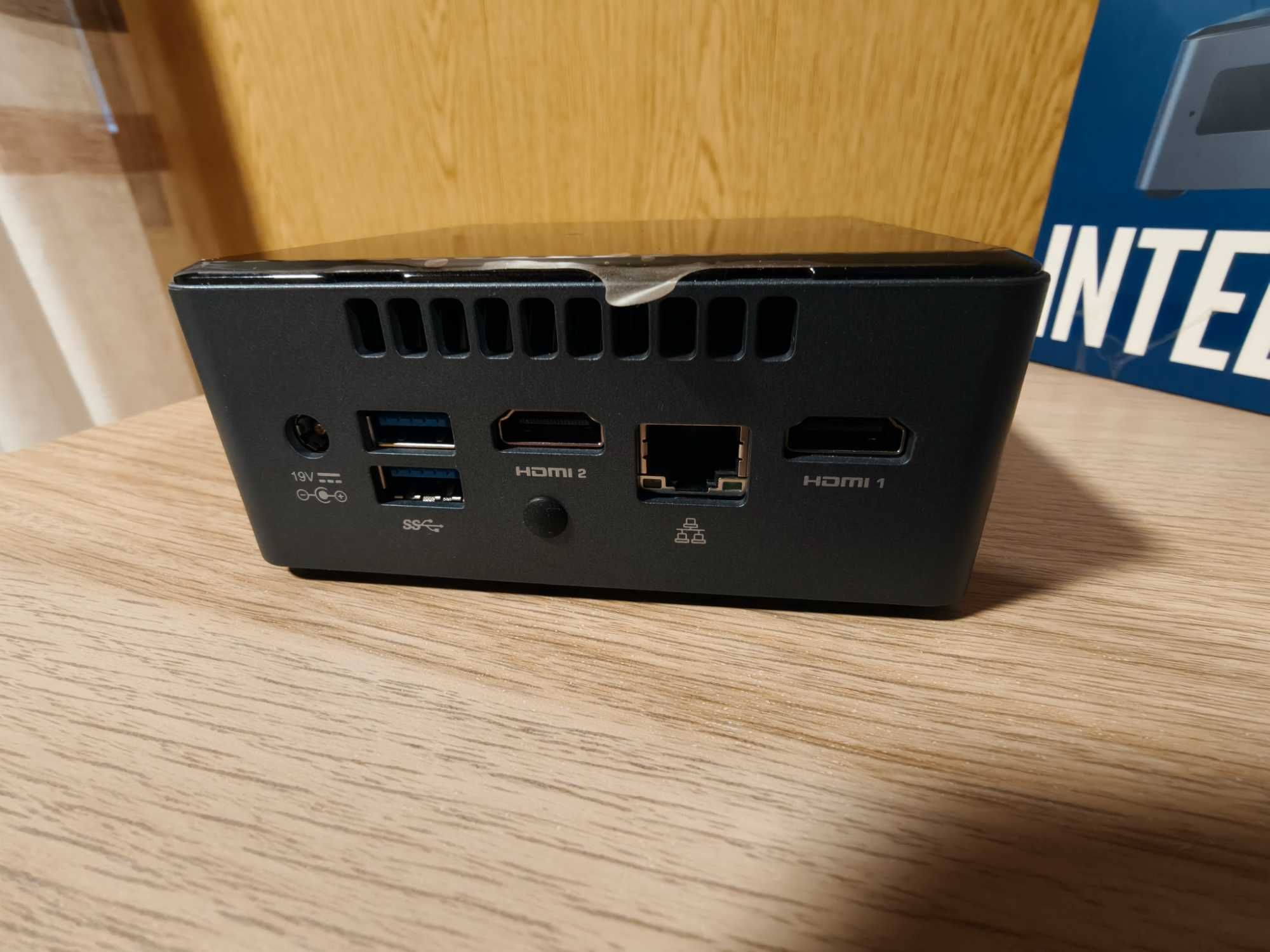 Intel Nuc NUC7JY