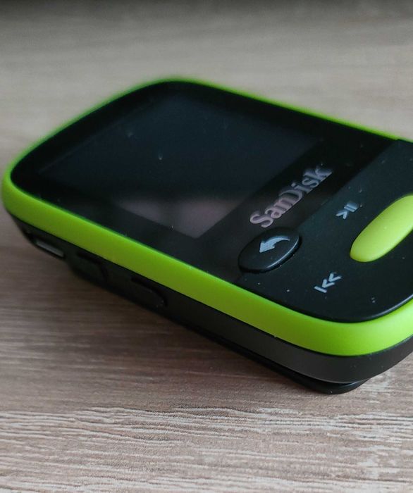SanDisk sansa Clip Sport 8GB + 16GB Limonka Jak Nowy