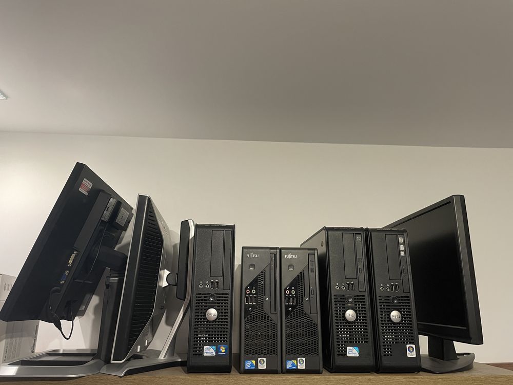 Likwidacja biura, 5 komputerów, 3 monitory - Zestaw