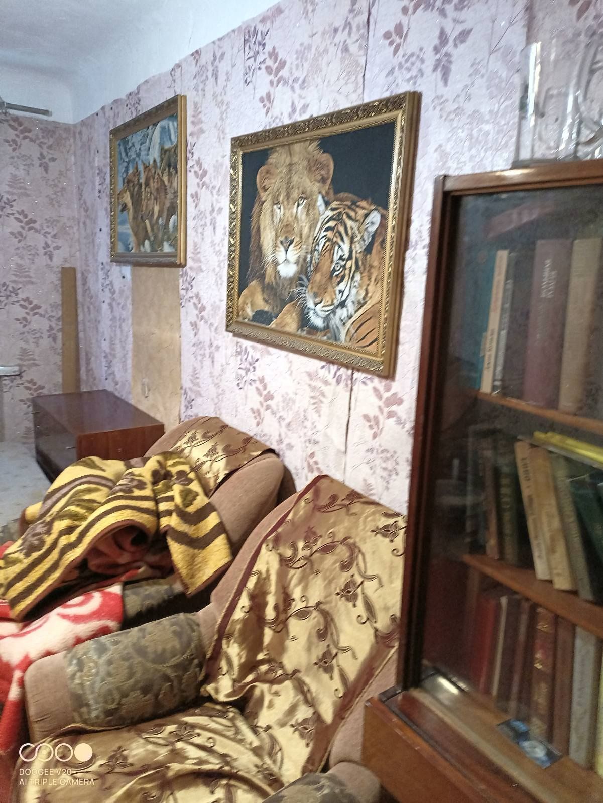 Здасться кімната в3х кімнатній квартирі.