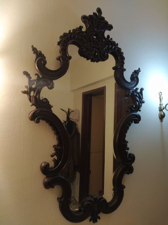 Espelho Antigo Em Madeira Trabalhada