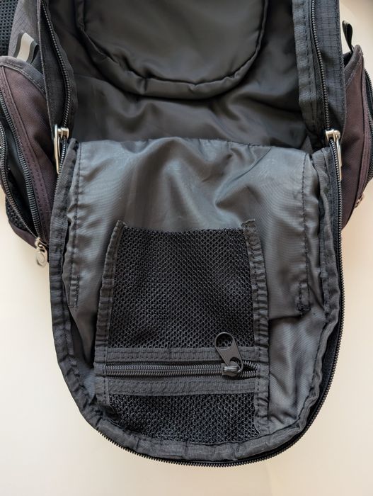 Mochila MonteCampo 12L preta